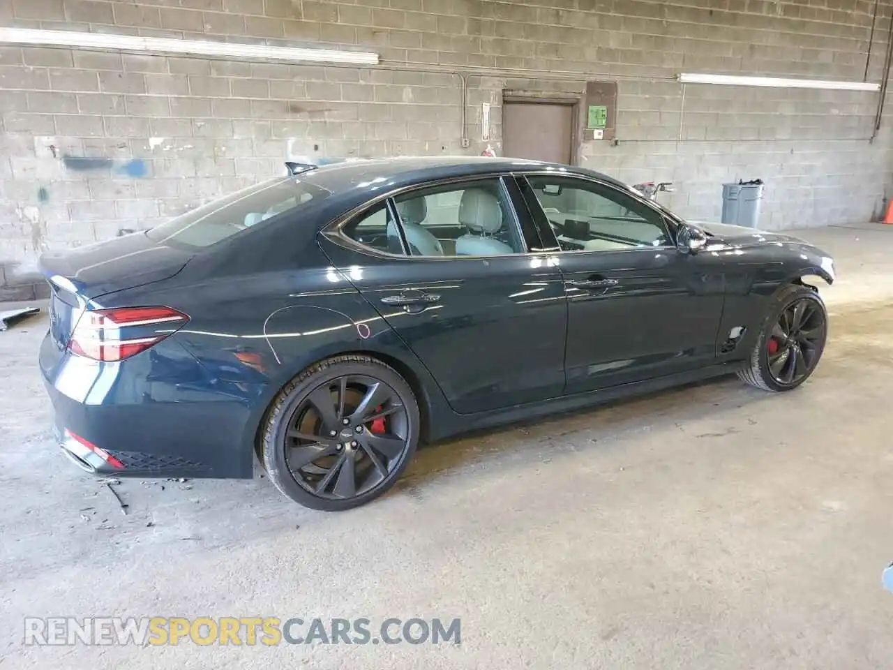 3 Photograph of a damaged car KMTG54TE4NU085568 GENESIS G70 BASE 2022