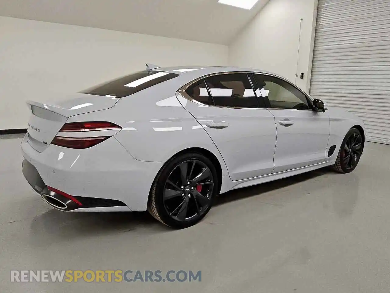 3 Photograph of a damaged car KMTG54TEXNU085638 GENESIS G70 BASE 2022