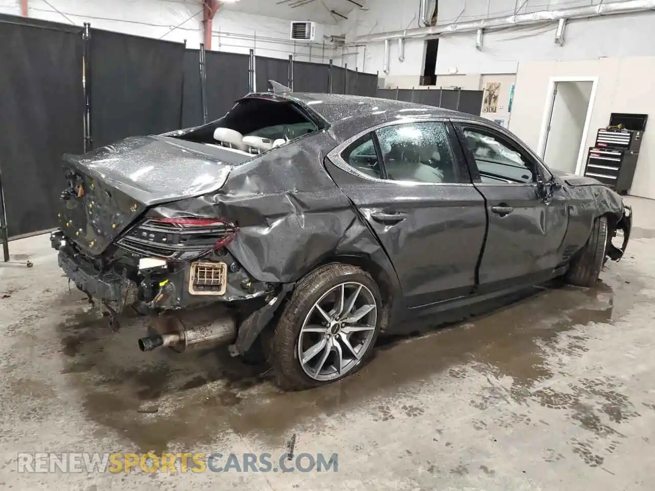 3 Photograph of a damaged car KMTG34SC0SU149042 GENESIS G70 BASE 2025