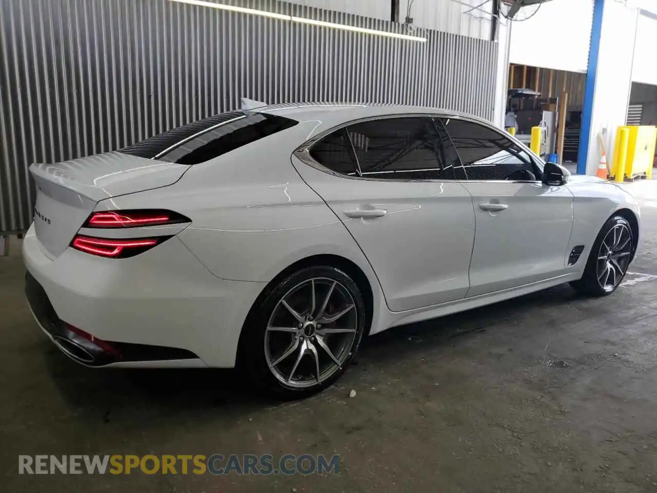 3 Photograph of a damaged car KMTG34SC2SU155991 GENESIS G70 BASE 2025