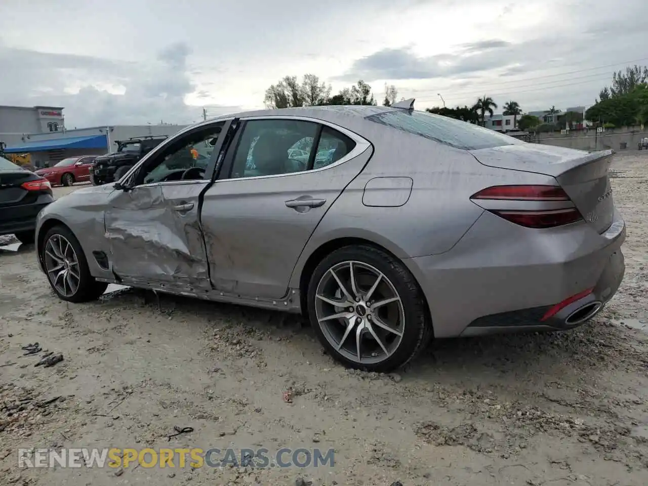 2 Фотография поврежденного автомобиля KMTG34SC8SU144395 GENESIS G70 BASE 2025