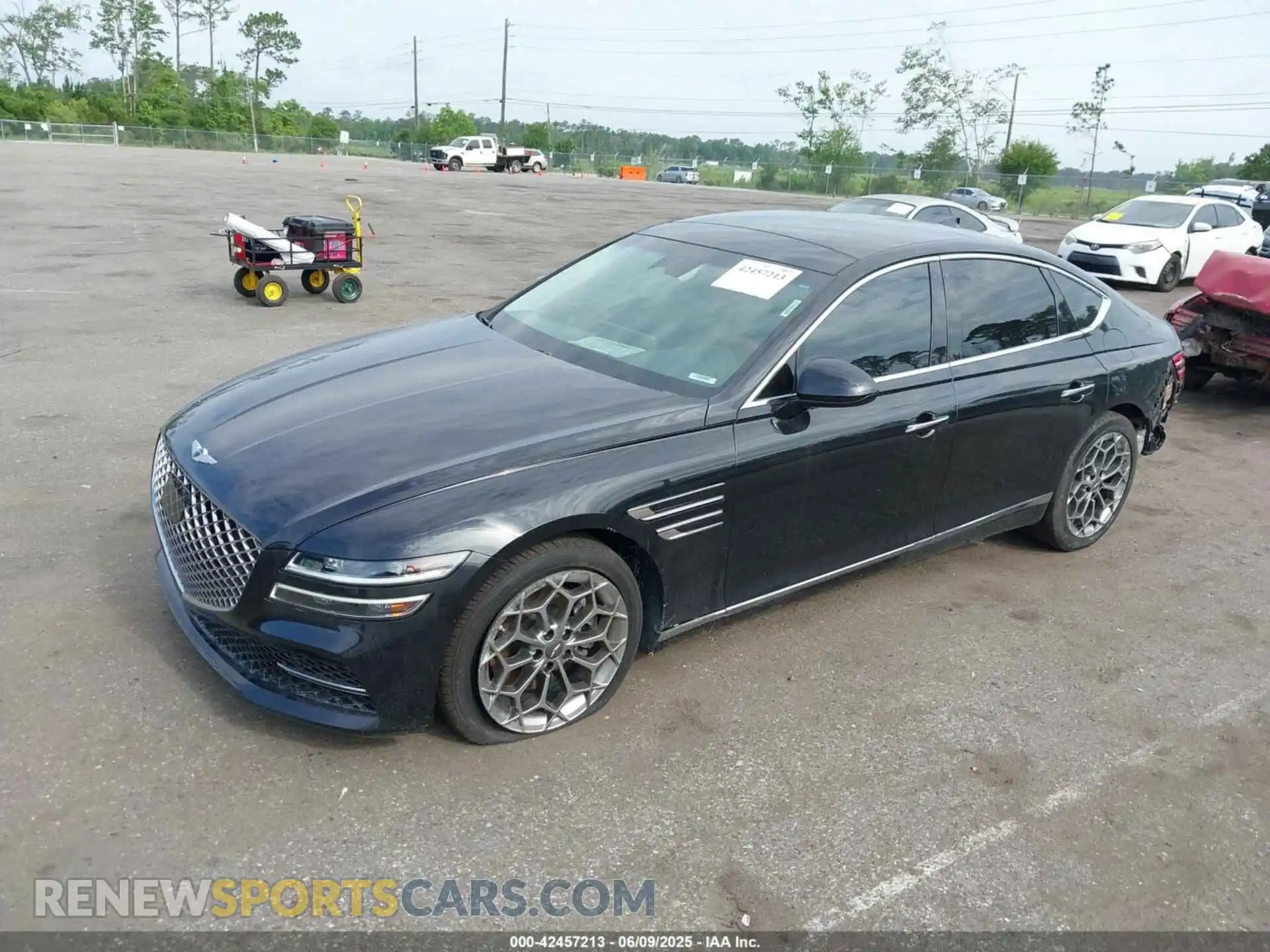2 Photograph of a damaged car KMTGB4SC1MU046945 GENESIS G80 2021
