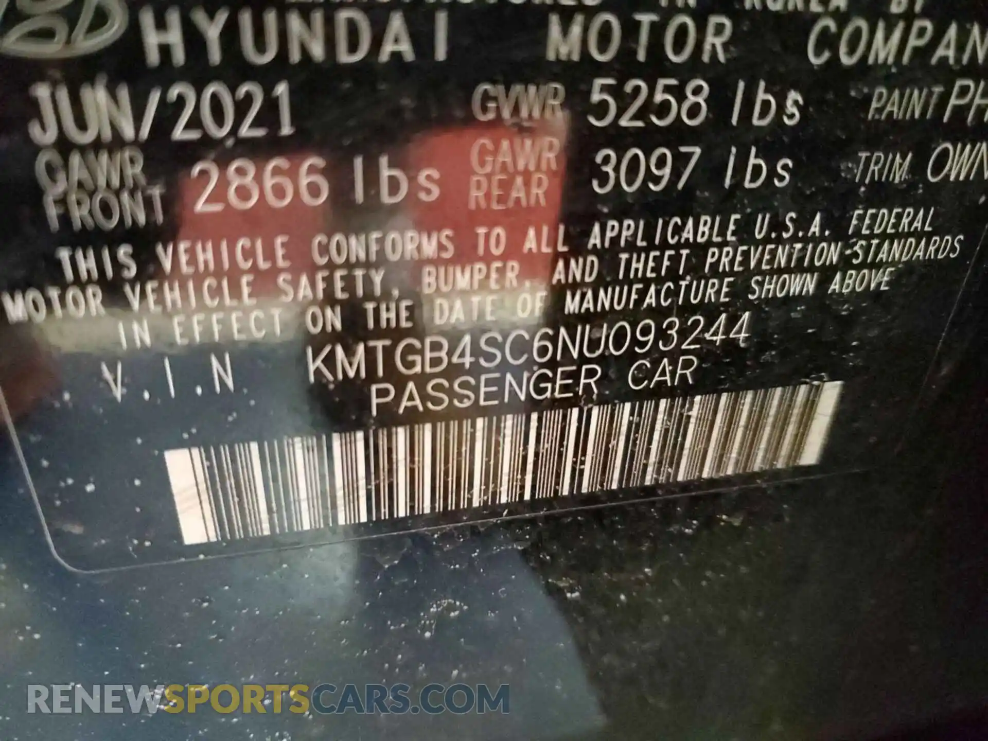 2 Photograph of a damaged car KMTGB4SC6NU093244 GENESIS G80 2022