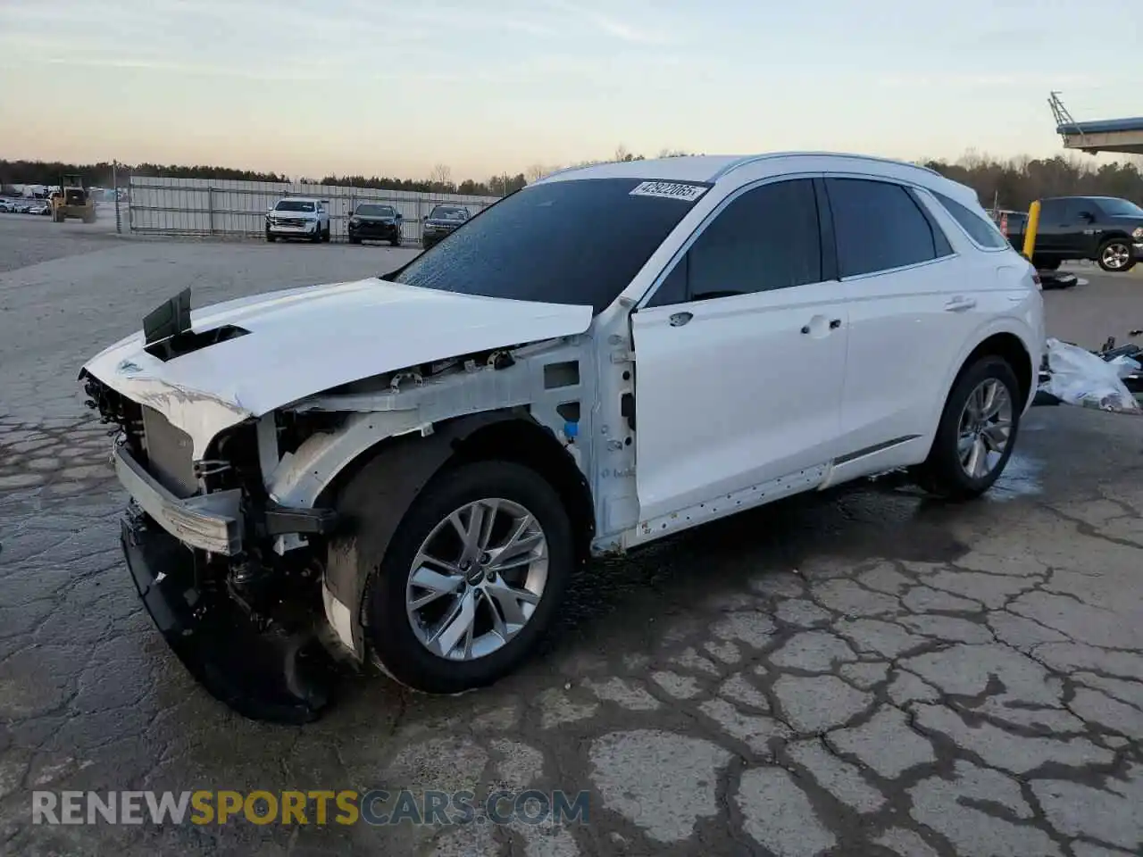 1 Photograph of a damaged car KMUMADTB7NU024005 GENESIS GV70 BASE 2022