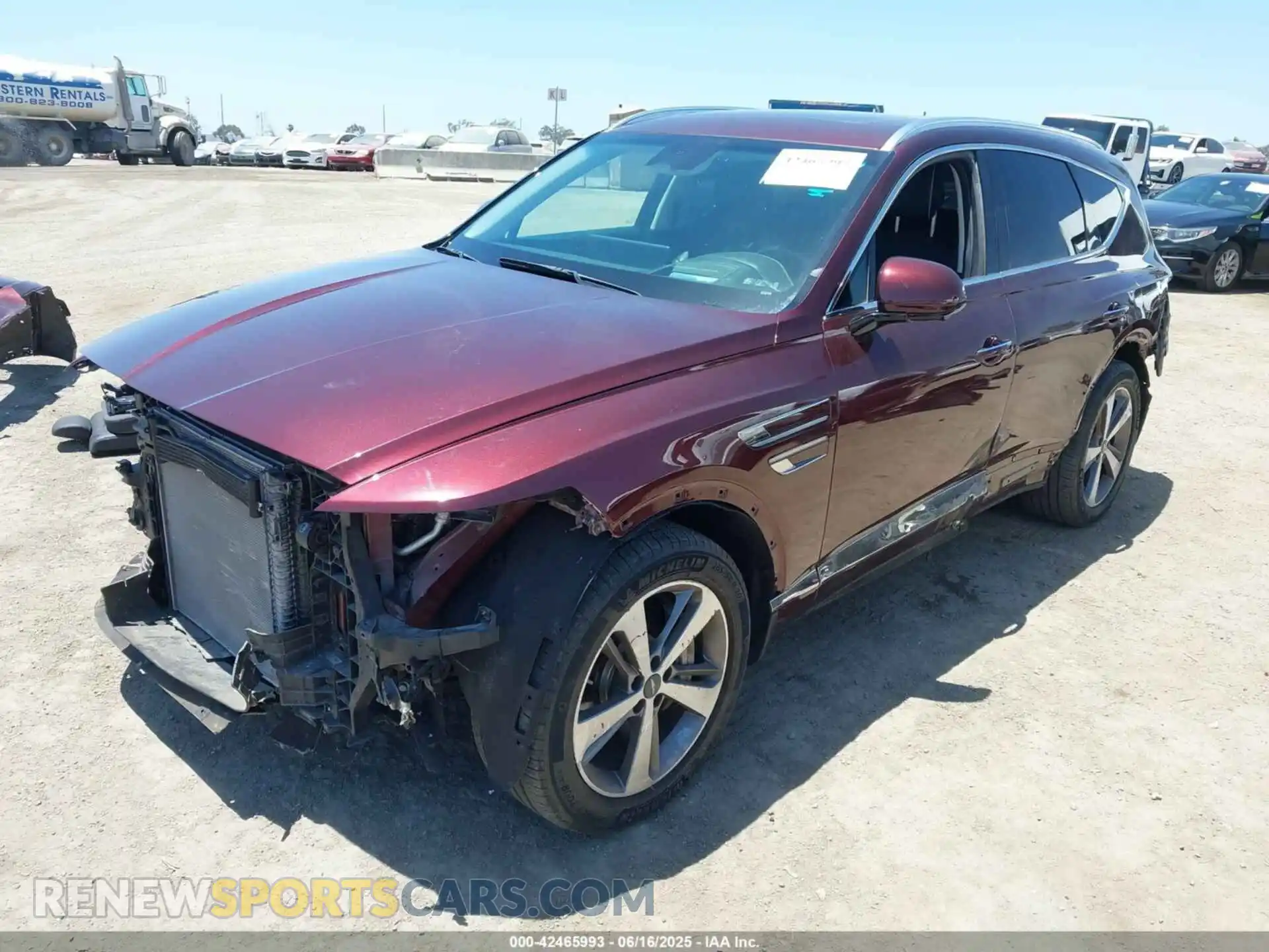 2 Photograph of a damaged car KMUHCESC6MU053781 GENESIS GV80 2021