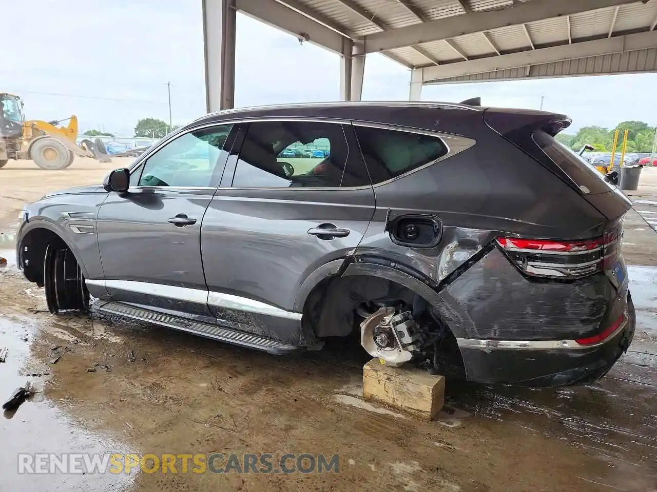 2 Photograph of a damaged car KMUHCESC7MU055216 GENESIS GV80 2021