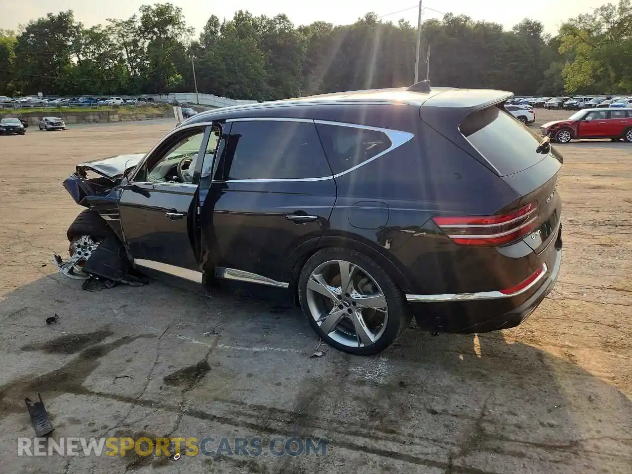 2 Photograph of a damaged car KMUHCESC9MU031211 GENESIS GV80 2021