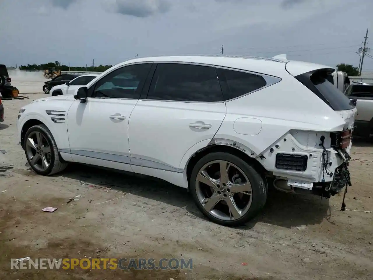 2 Photograph of a damaged car KMUHCESC3NU084987 GENESIS GV80 2022