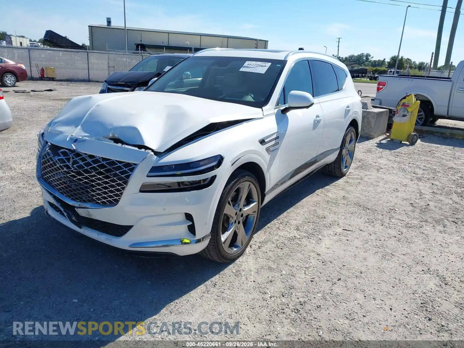 2 fotografías del automóvil dañado KMUHBDSB2PU112799 GENESIS GV80 2023