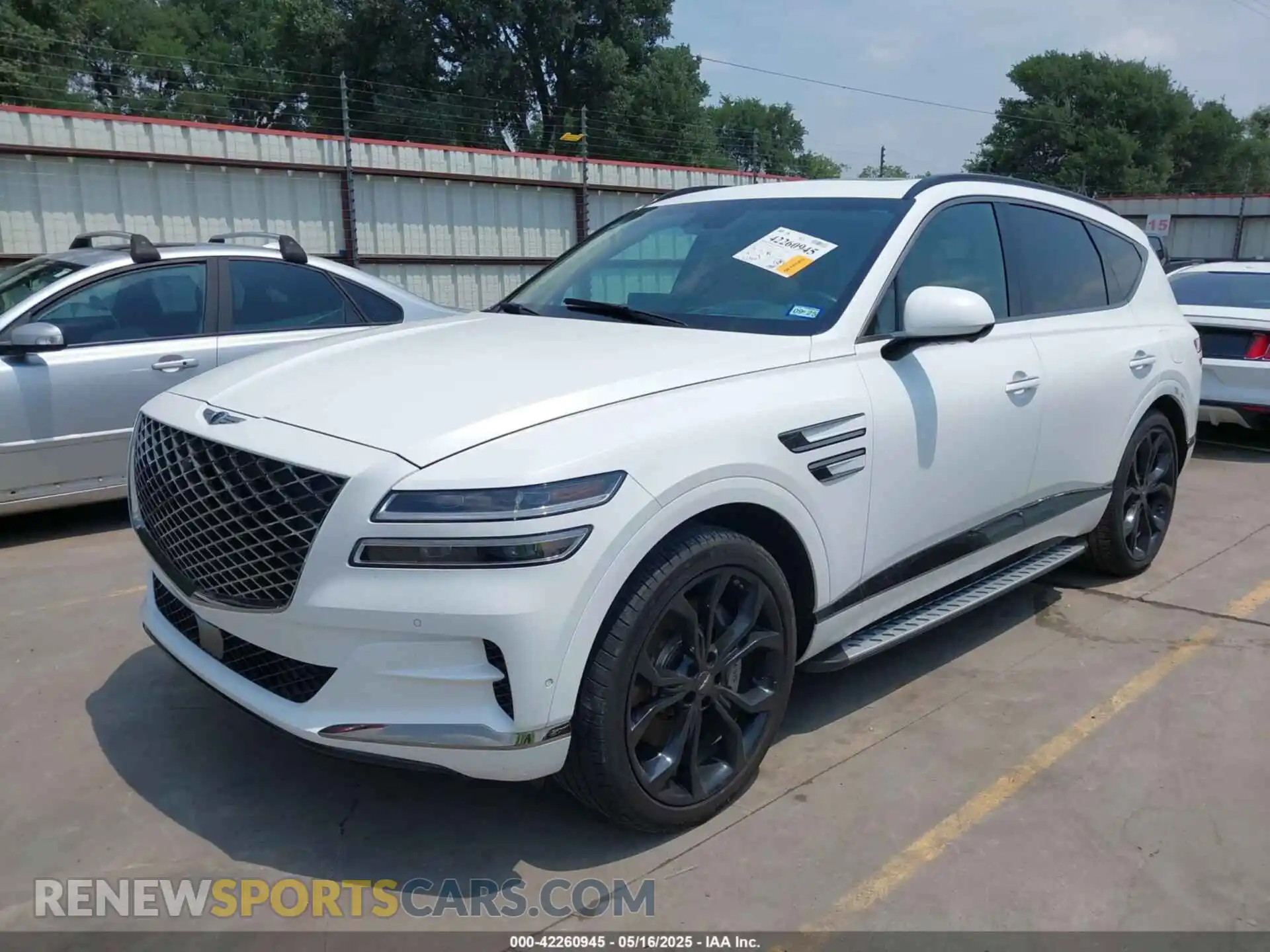 2 Photograph of a damaged car KMUHCESC8RU166378 GENESIS GV80 2024