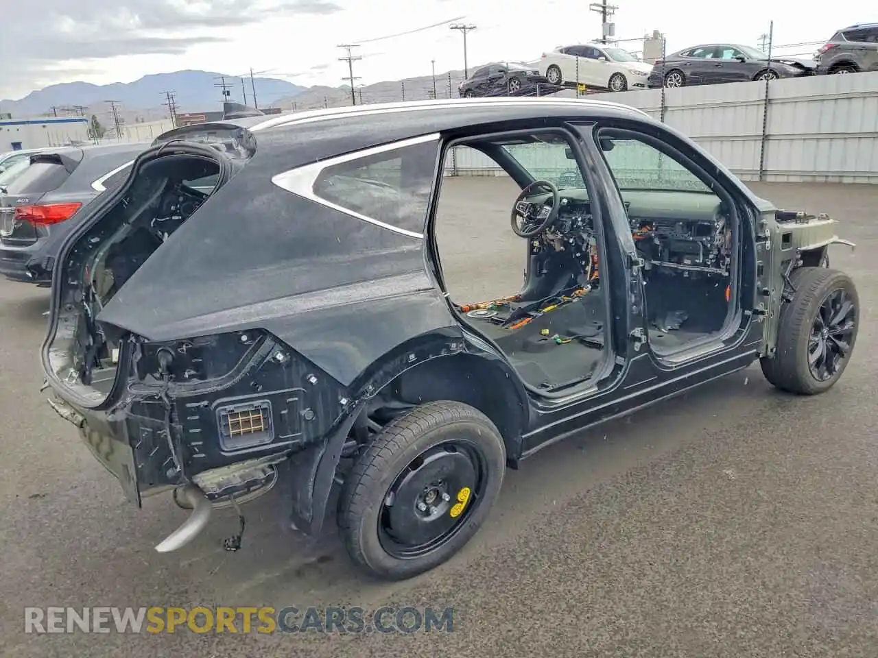3 Photograph of a damaged car KMUHEESCXSU262660 GENESIS GV80 2025
