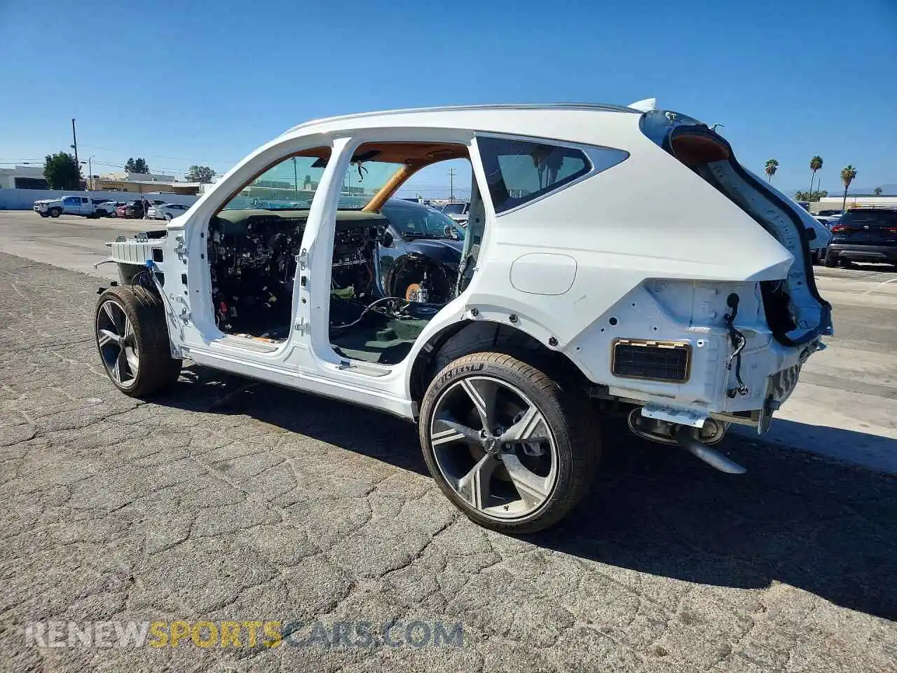 2 Photograph of a damaged car KMUHCESB0TU310925 GENESIS GV80 2026