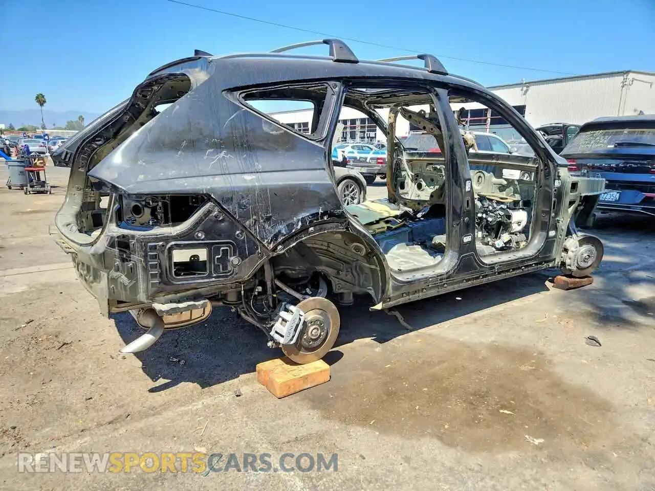 3 Photograph of a damaged car KMUHEESC0TU327811 GENESIS GV80 2026