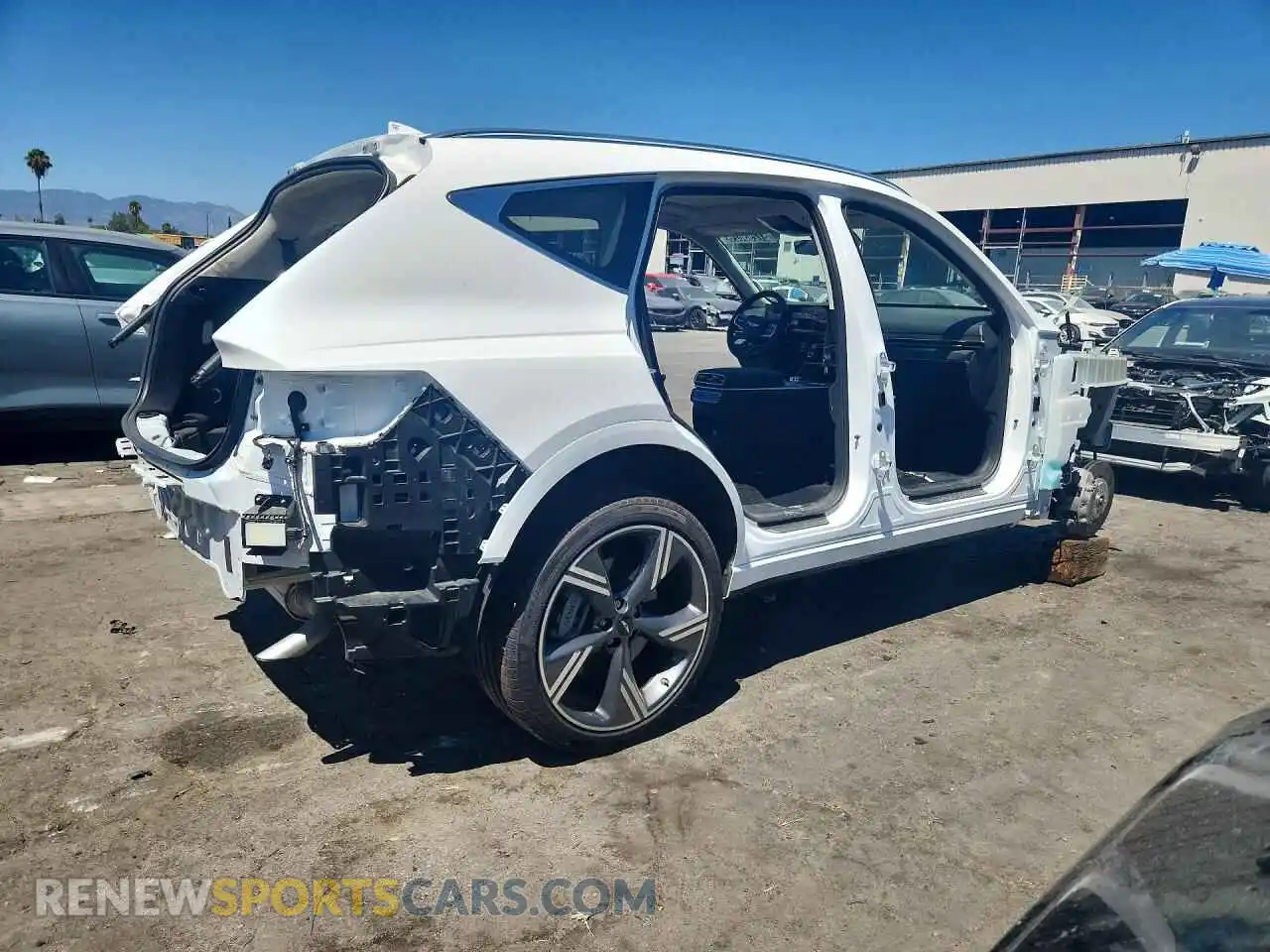 3 Photograph of a damaged car KMUHEESC5TU302998 GENESIS GV80 2026