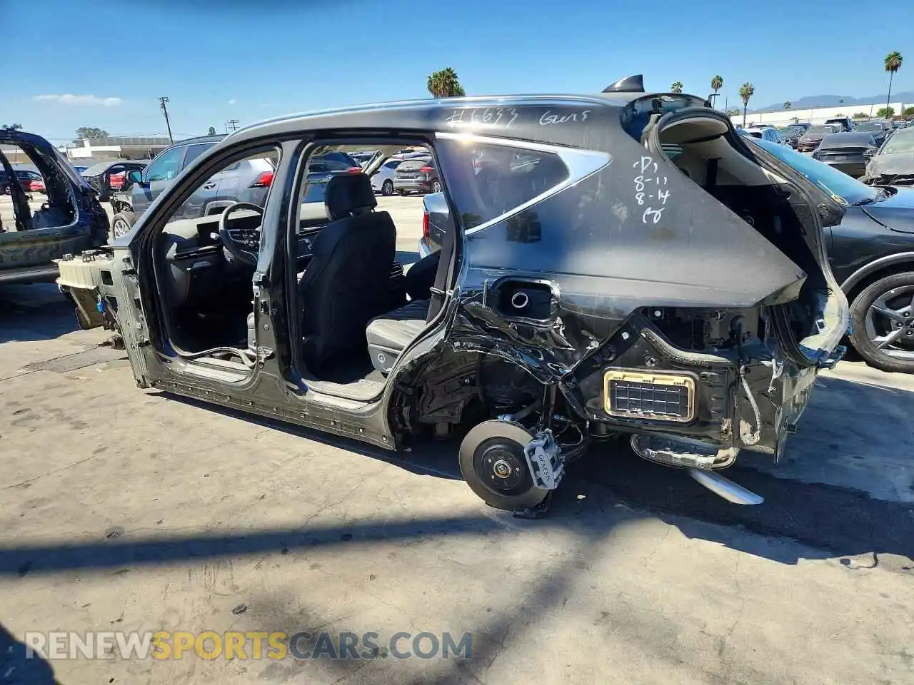2 Photograph of a damaged car KMUHEESC7TU306633 GENESIS GV80 2026