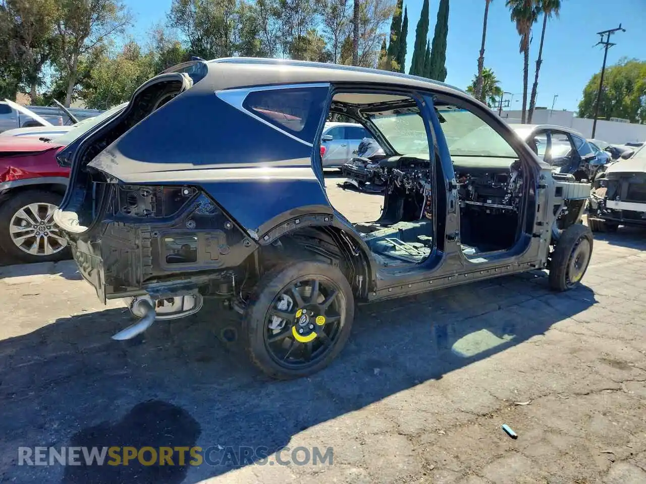 3 Photograph of a damaged car KMUHEESC8TU335722 GENESIS GV80 2026