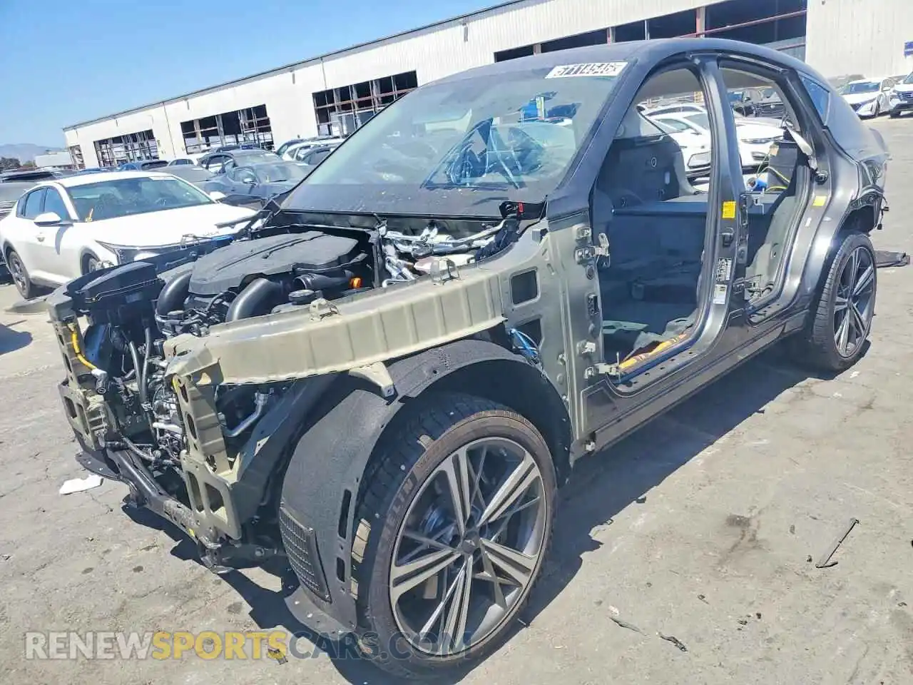 1 Photograph of a damaged car KMUJBESC0TU327592 GENESIS GV80 2026