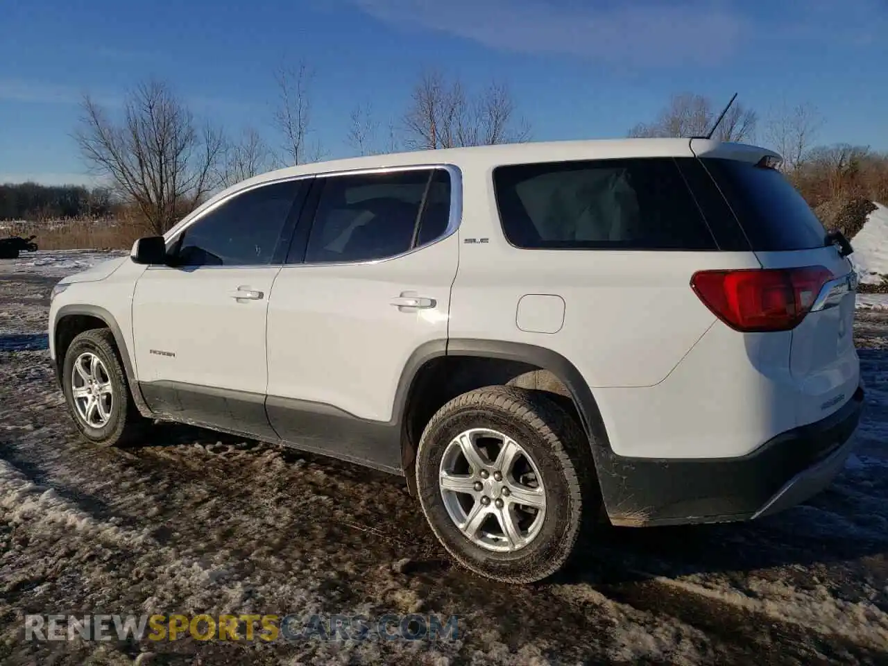 2 Photograph of a damaged car 1GKKNKLA5KZ240271 GMC ACADIA 2019