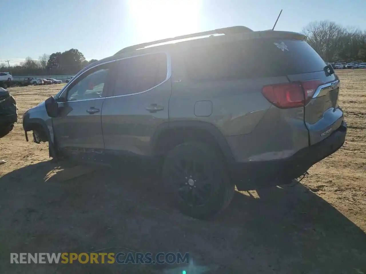2 Photograph of a damaged car 1GKKNMLA3KZ119802 GMC ACADIA 2019