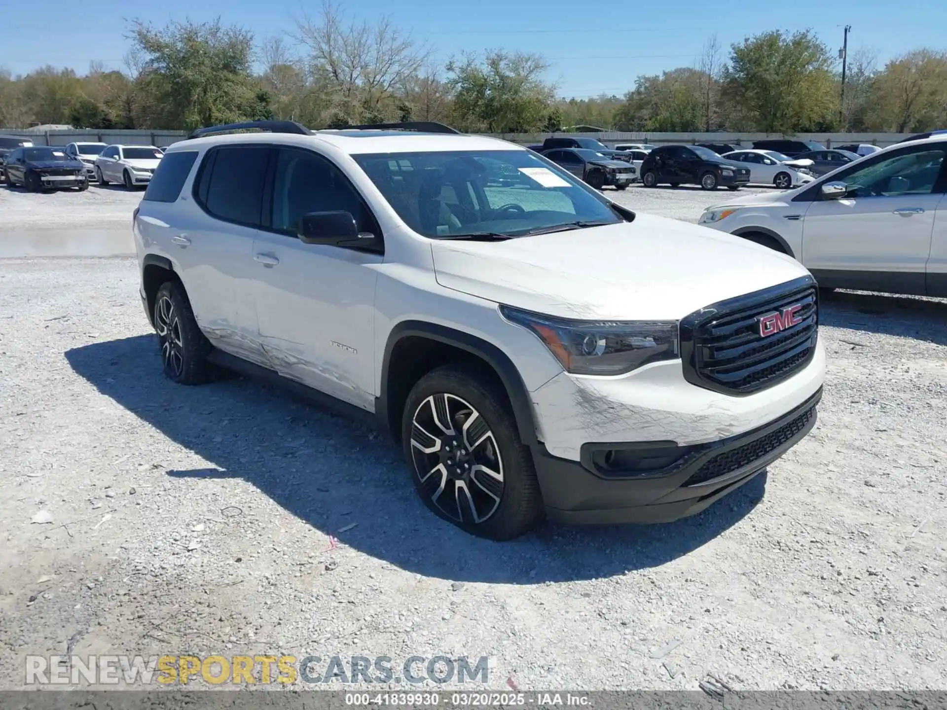 1 Photograph of a damaged car 1GKKNMLS4KZ196896 GMC ACADIA 2019