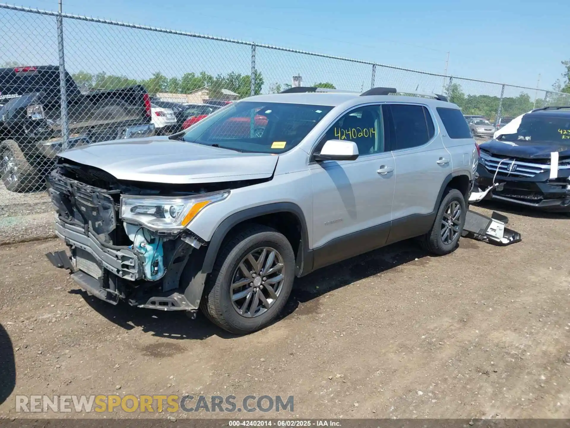 2 Photograph of a damaged car 1GKKNMLS4KZ256420 GMC ACADIA 2019
