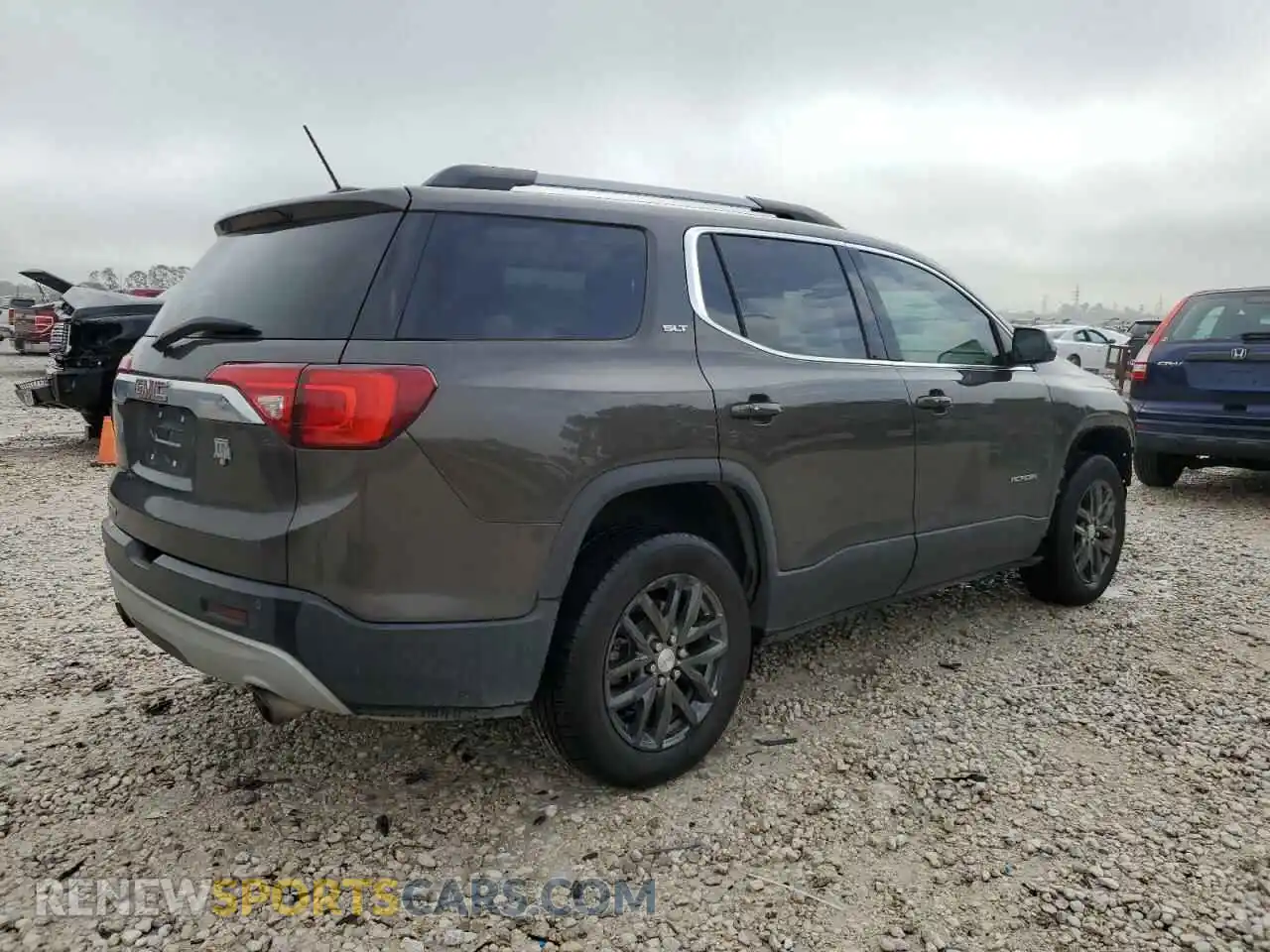 3 Photograph of a damaged car 1GKKNMLS9KZ198515 GMC ACADIA 2019