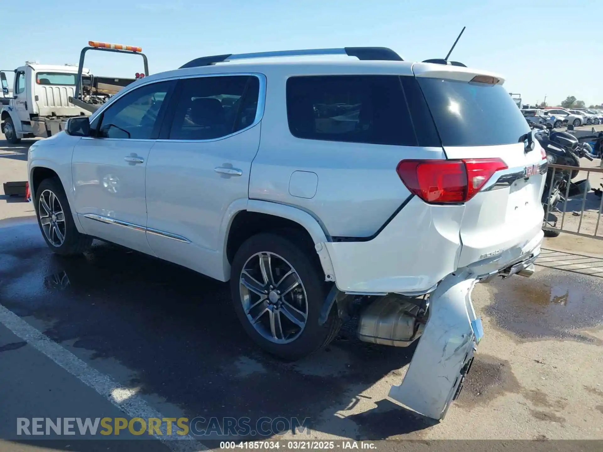 3 Фотография поврежденного автомобиля 1GKKNPLS9KZ166469 GMC ACADIA 2019