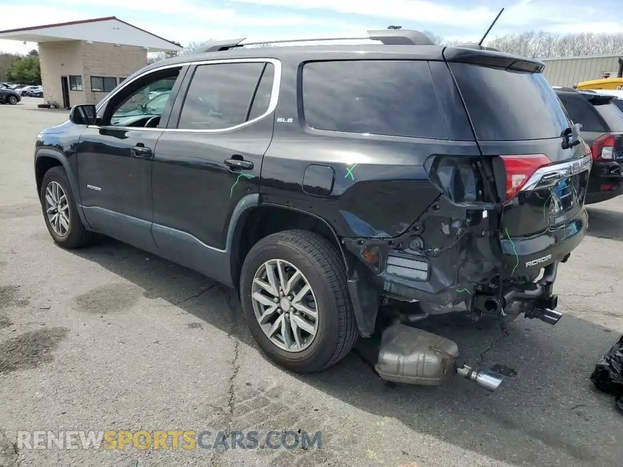2 fotografías del automóvil dañado 1GKKNSLS0KZ240722 GMC ACADIA 2019