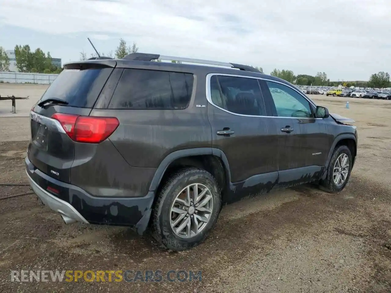 3 Photograph of a damaged car 1GKKNSLS4KZ156497 GMC ACADIA 2019