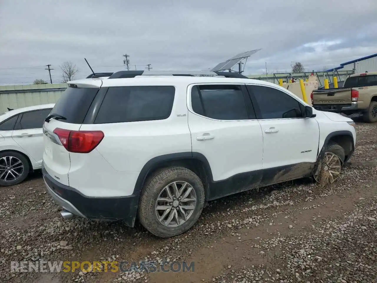 3 Photograph of a damaged car 1GKKNSLS9KZ240024 GMC ACADIA 2019