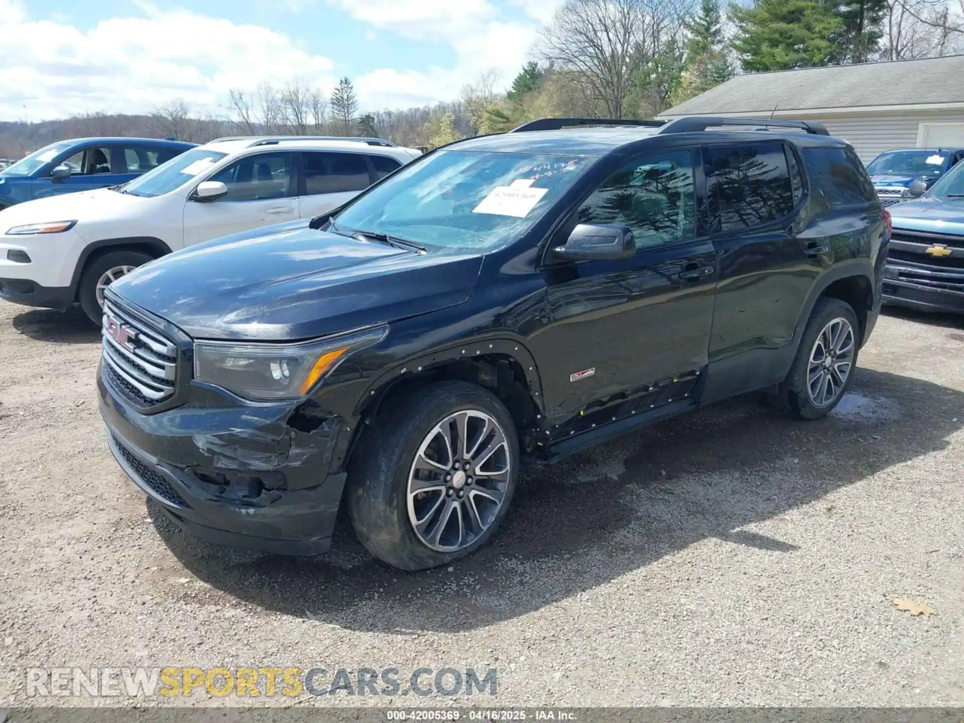 2 Photograph of a damaged car 1GKKNVLS0KZ239250 GMC ACADIA 2019