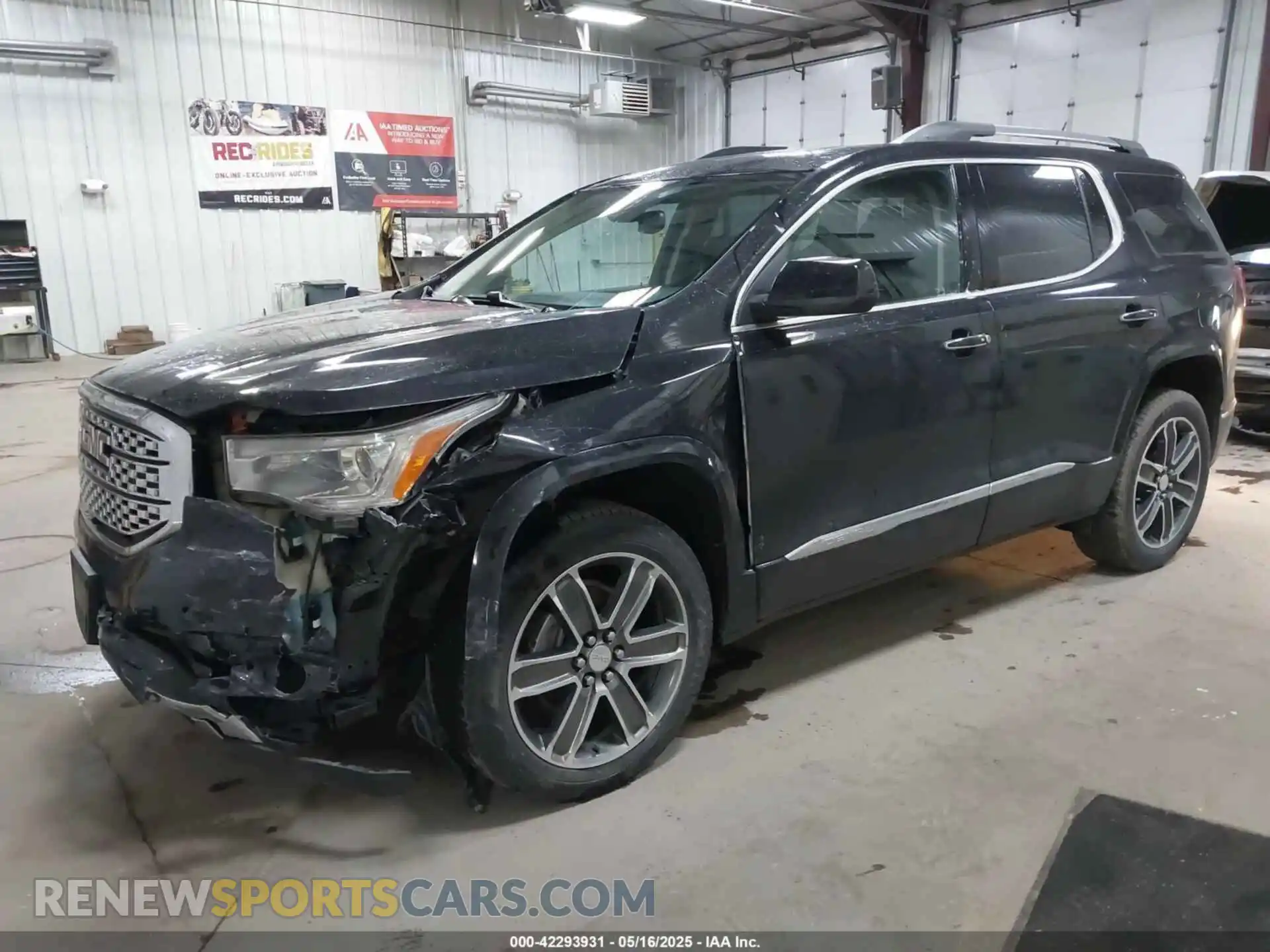 2 Photograph of a damaged car 1GKKNXLS0KZ112252 GMC ACADIA 2019