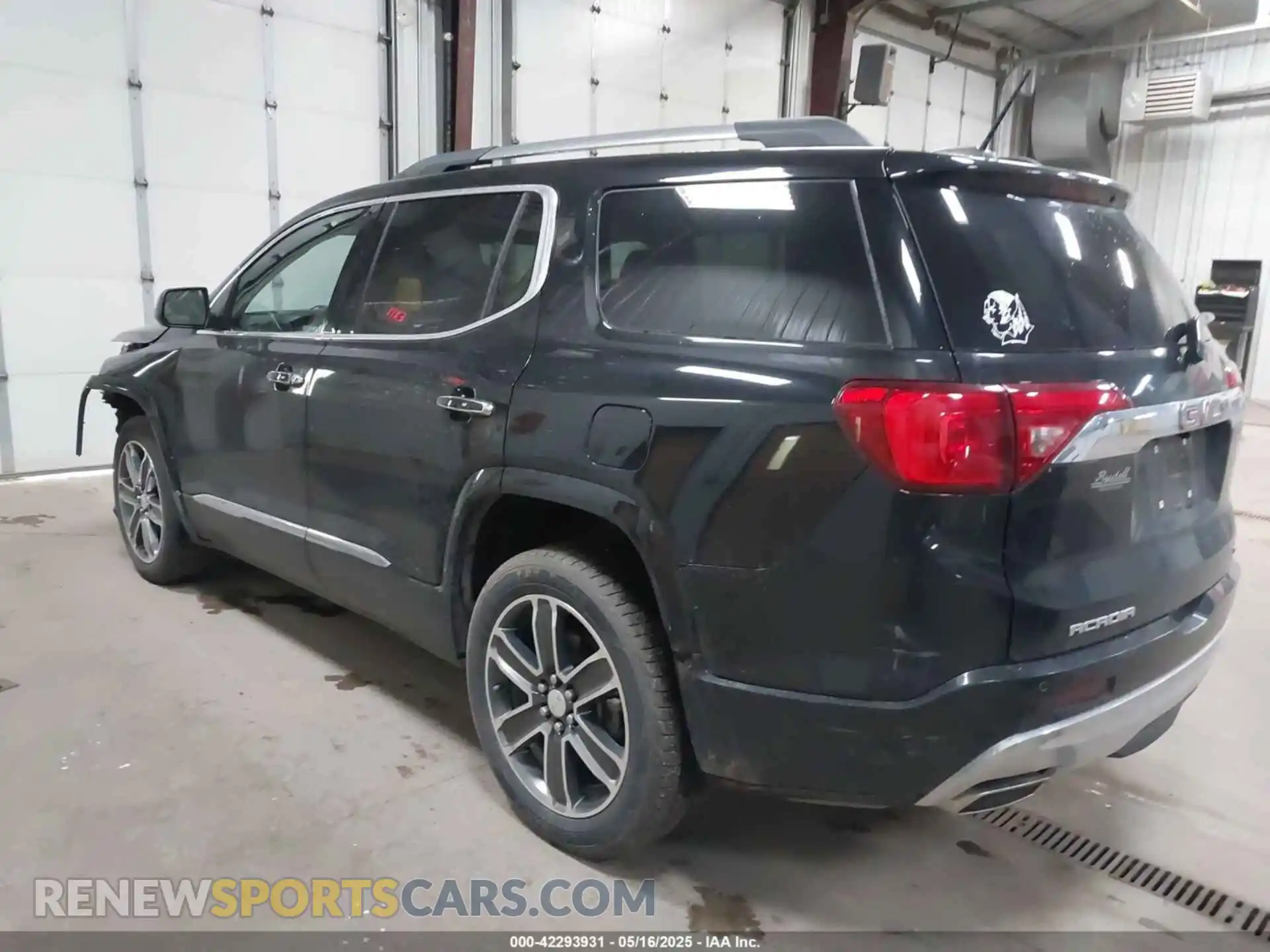 3 Photograph of a damaged car 1GKKNXLS0KZ112252 GMC ACADIA 2019