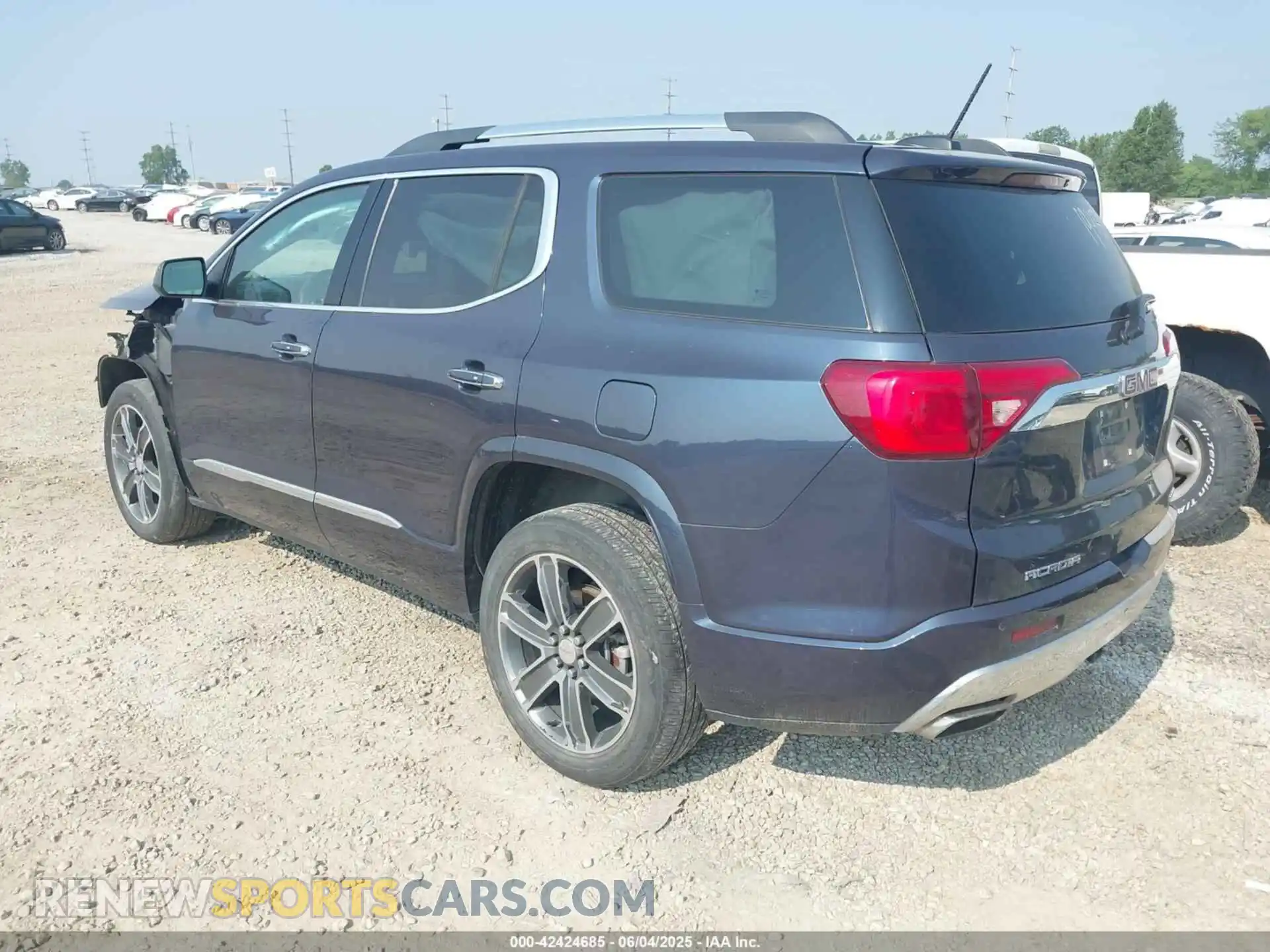 3 Фотография поврежденного автомобиля 1GKKNXLS2KZ194548 GMC ACADIA 2019