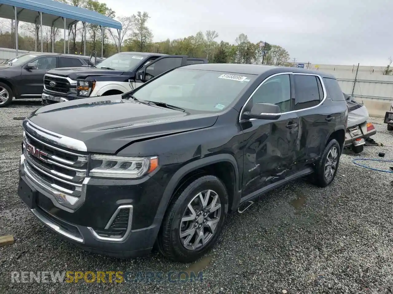 1 Photograph of a damaged car 1GKKNKLA2LZ199261 GMC ACADIA 2020