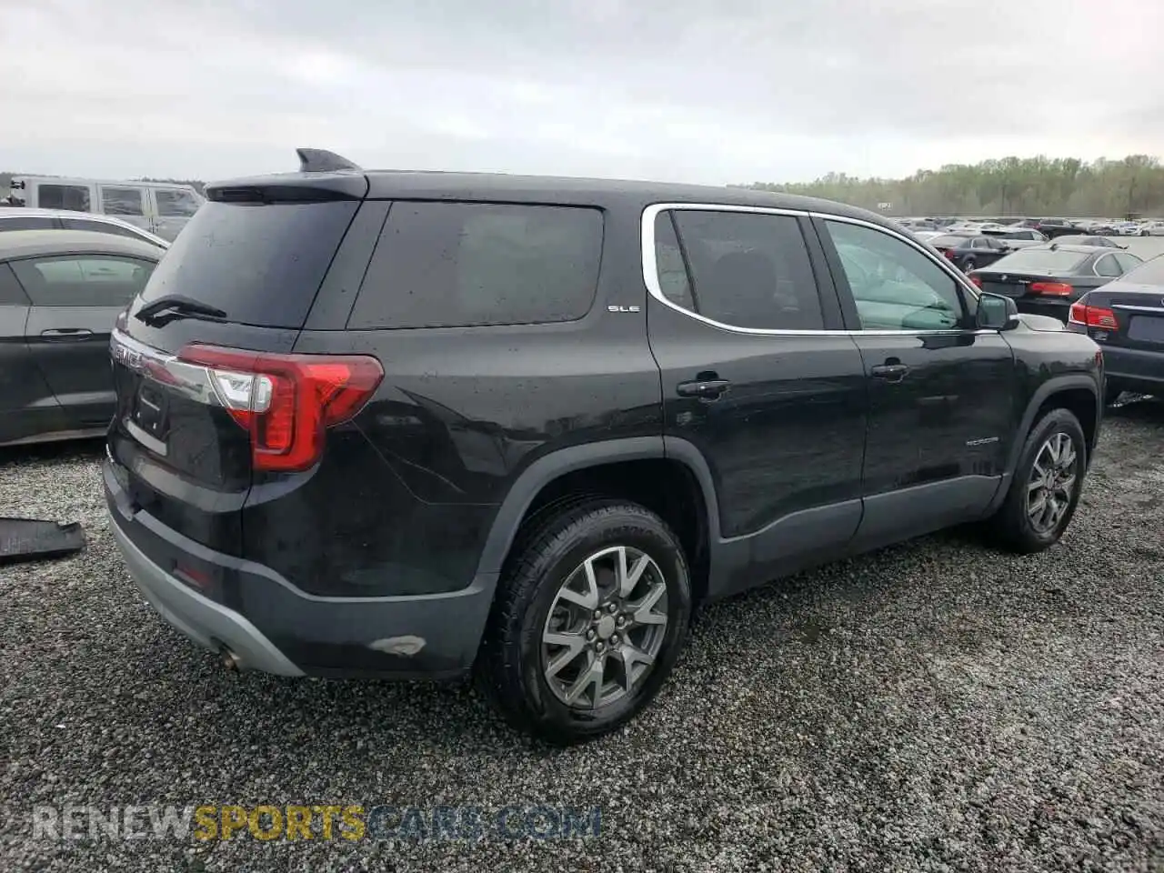 3 Photograph of a damaged car 1GKKNKLA2LZ199261 GMC ACADIA 2020