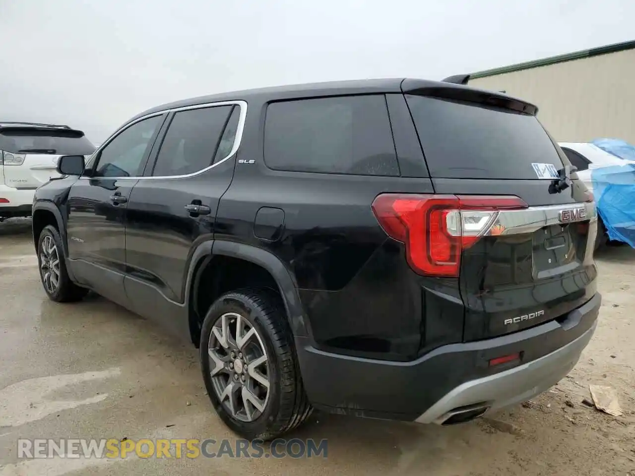 2 Photograph of a damaged car 1GKKNKLS0LZ145658 GMC ACADIA 2020
