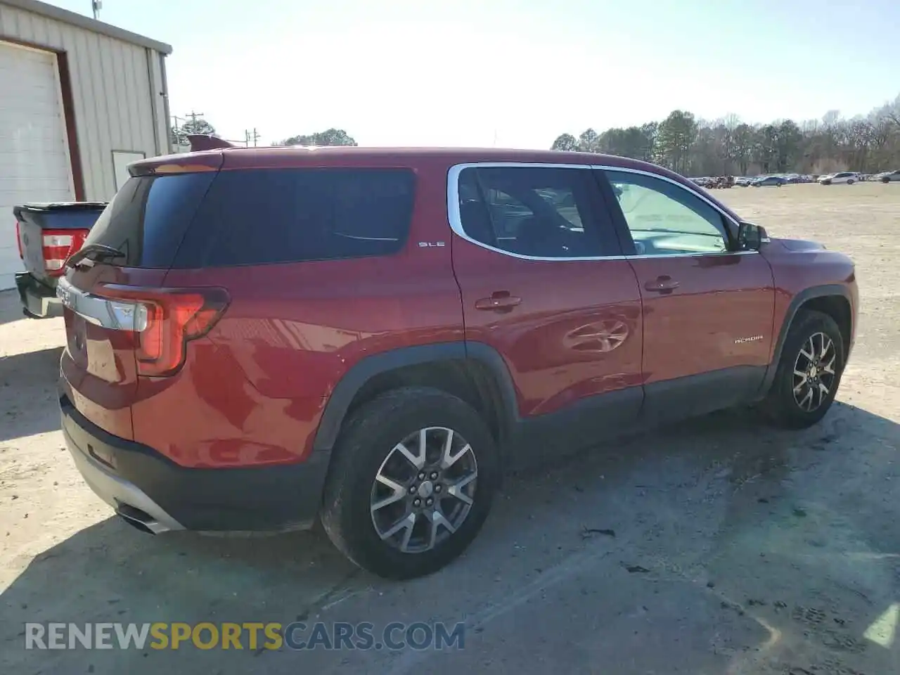 3 Photograph of a damaged car 1GKKNKLS5LZ141606 GMC ACADIA 2020