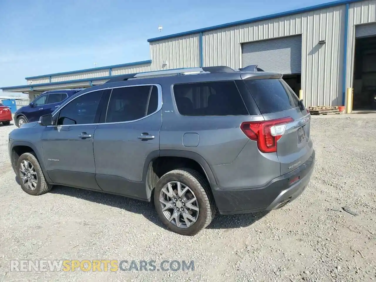 2 Photograph of a damaged car 1GKKNMLS2LZ147424 GMC ACADIA 2020