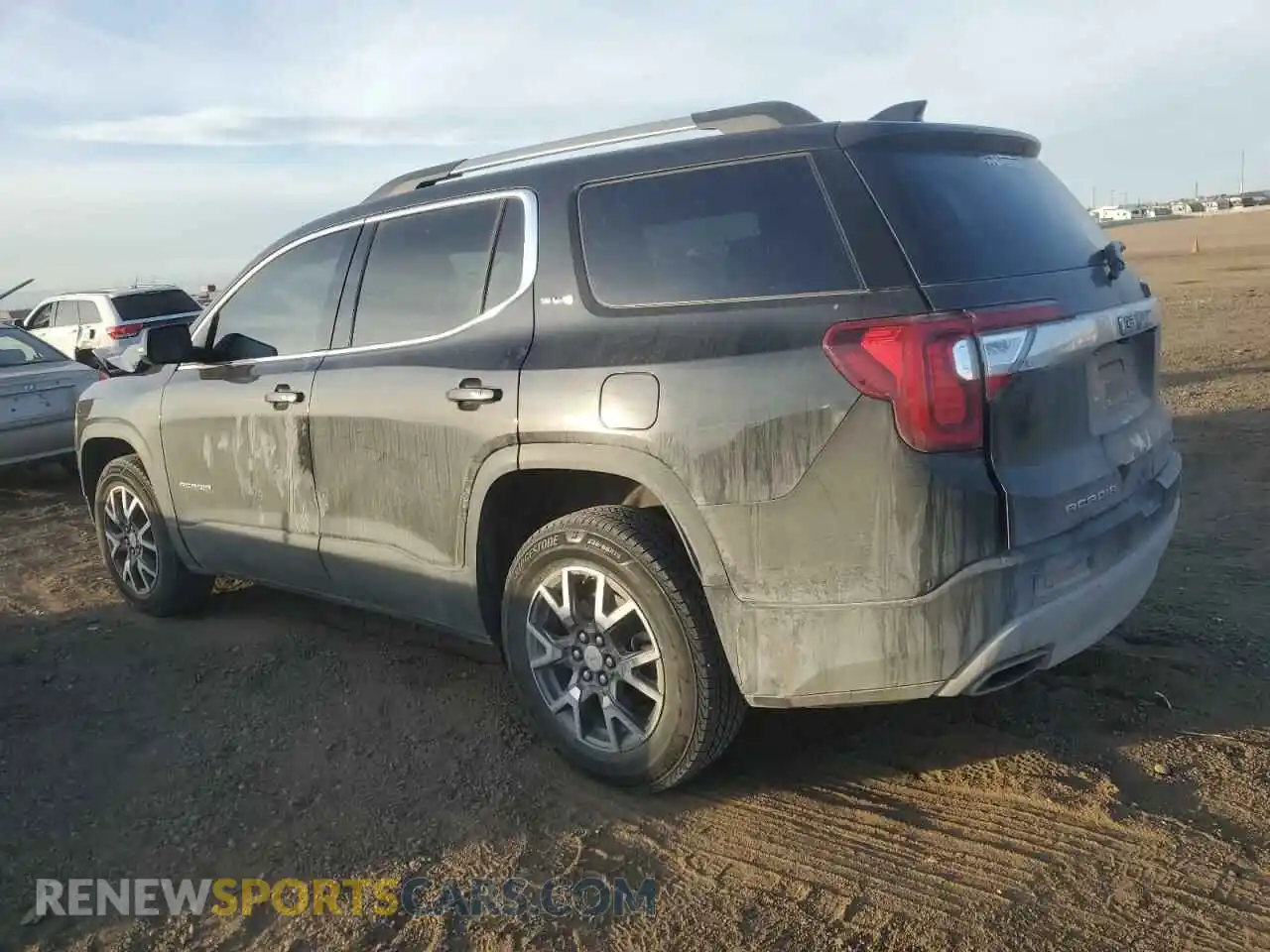 2 Photograph of a damaged car 1GKKNRLS5LZ188353 GMC ACADIA 2020