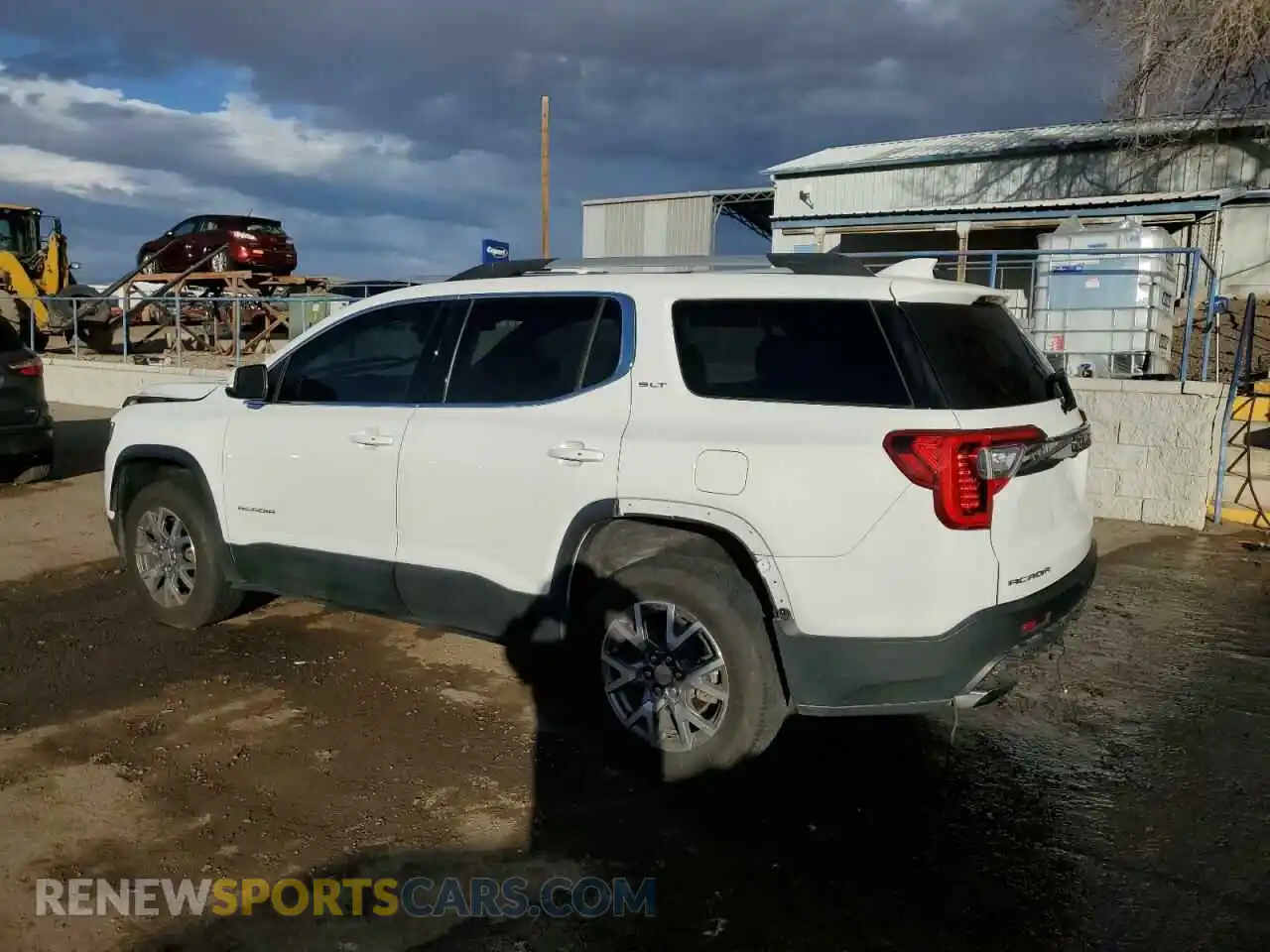 2 Photograph of a damaged car 1GKKNUL46LZ197101 GMC ACADIA 2020
