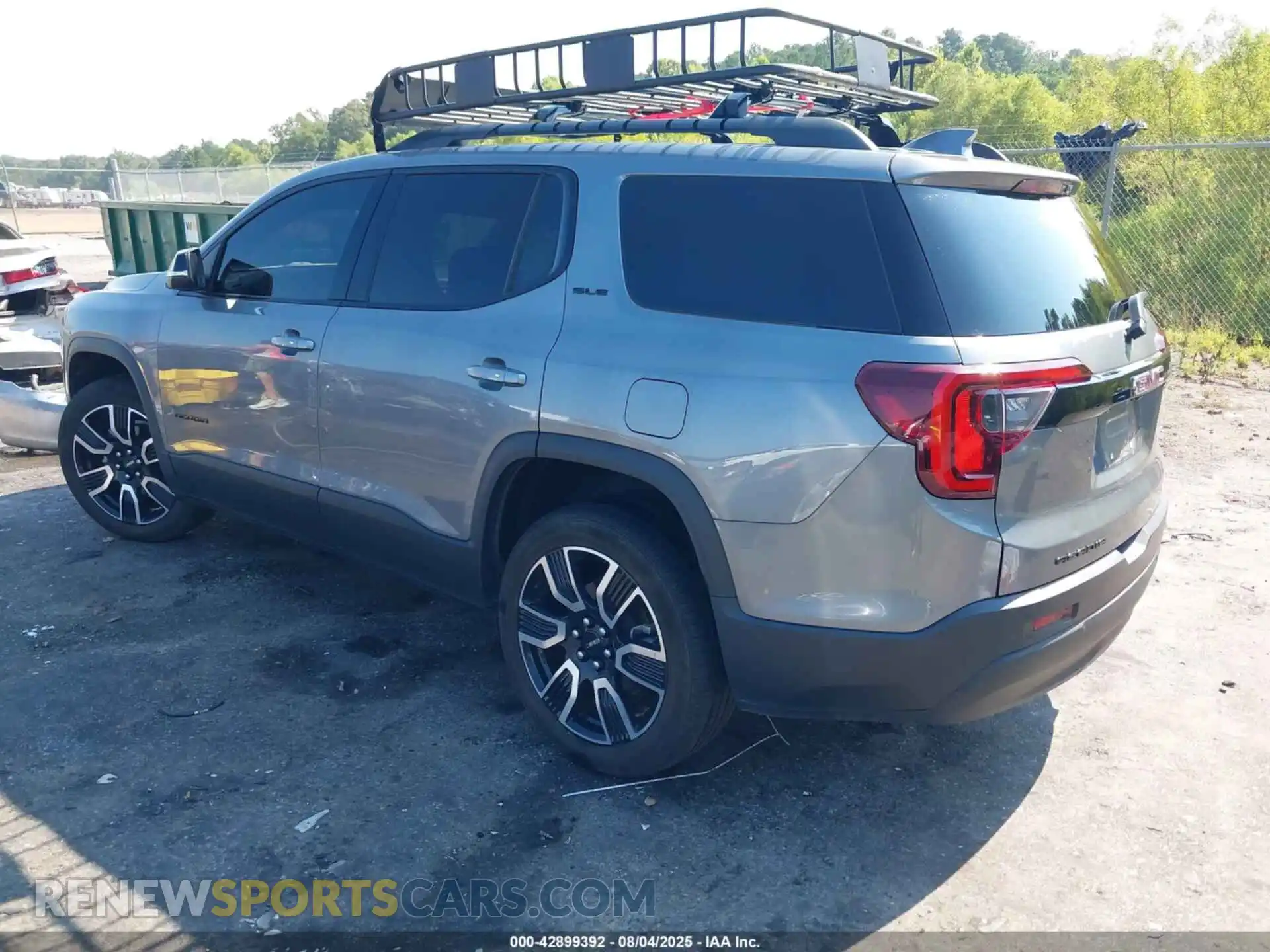 3 Photograph of a damaged car 1GKKNKLA0MZ167765 GMC ACADIA 2021