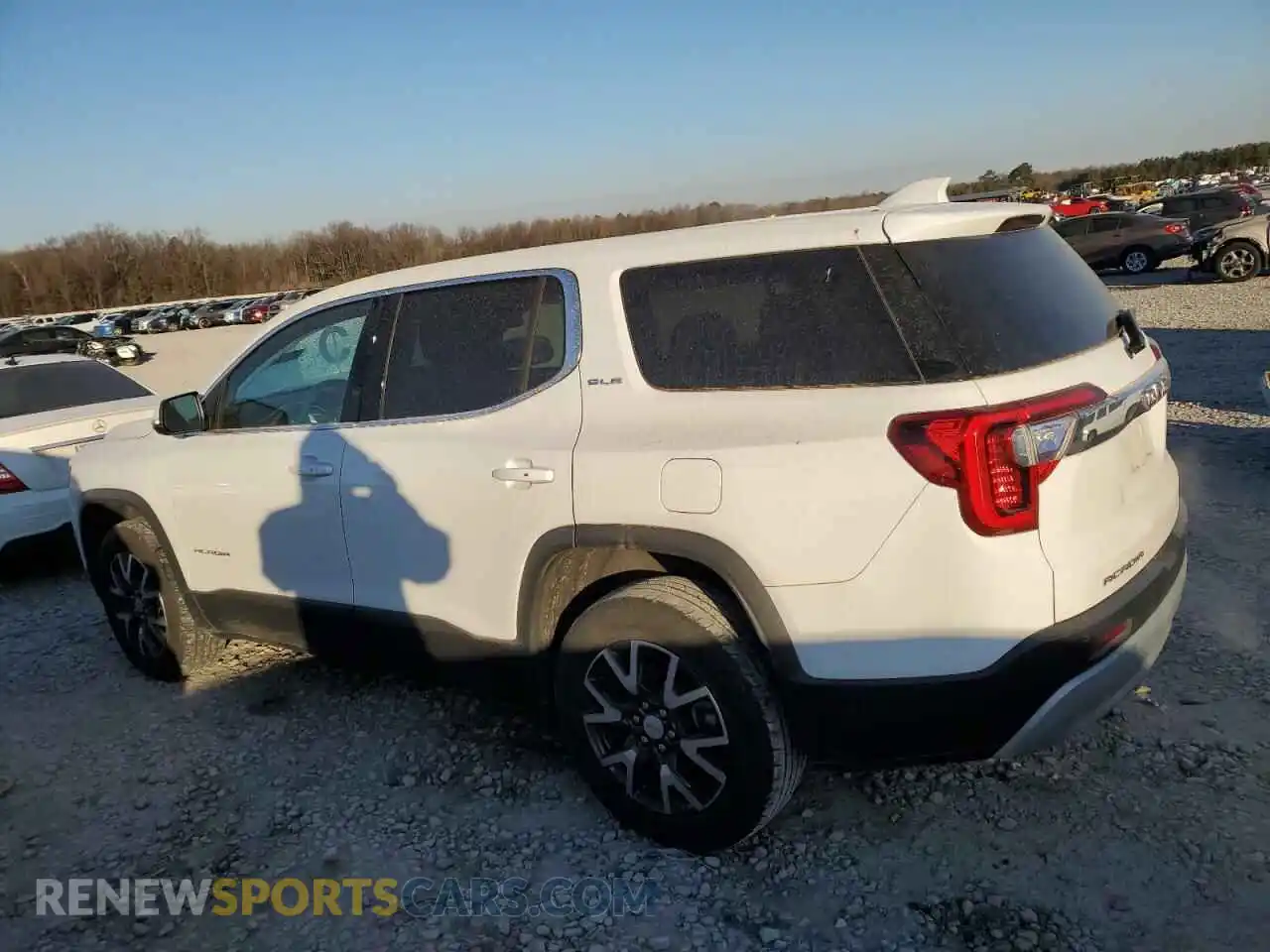 2 Photograph of a damaged car 1GKKNKLA1MZ166401 GMC ACADIA 2021
