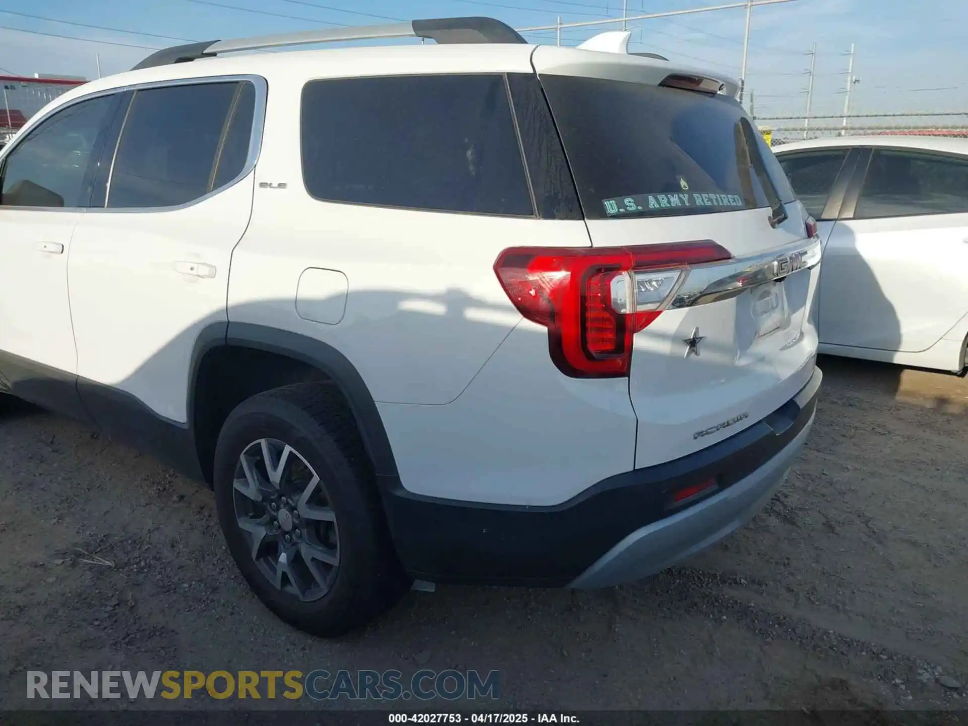 3 Фотография поврежденного автомобиля 1GKKNKLA2MZ229926 GMC ACADIA 2021