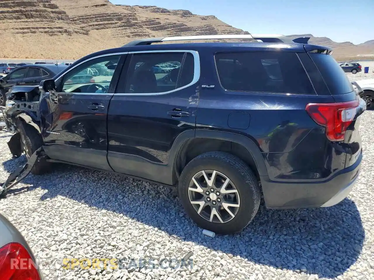 2 fotografías del automóvil dañado 1GKKNKLA3MZ141659 GMC ACADIA 2021