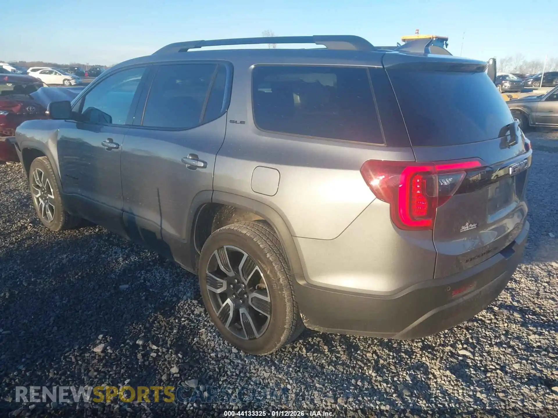 3 fotografías del automóvil dañado 1GKKNKLA3MZ143136 GMC ACADIA 2021