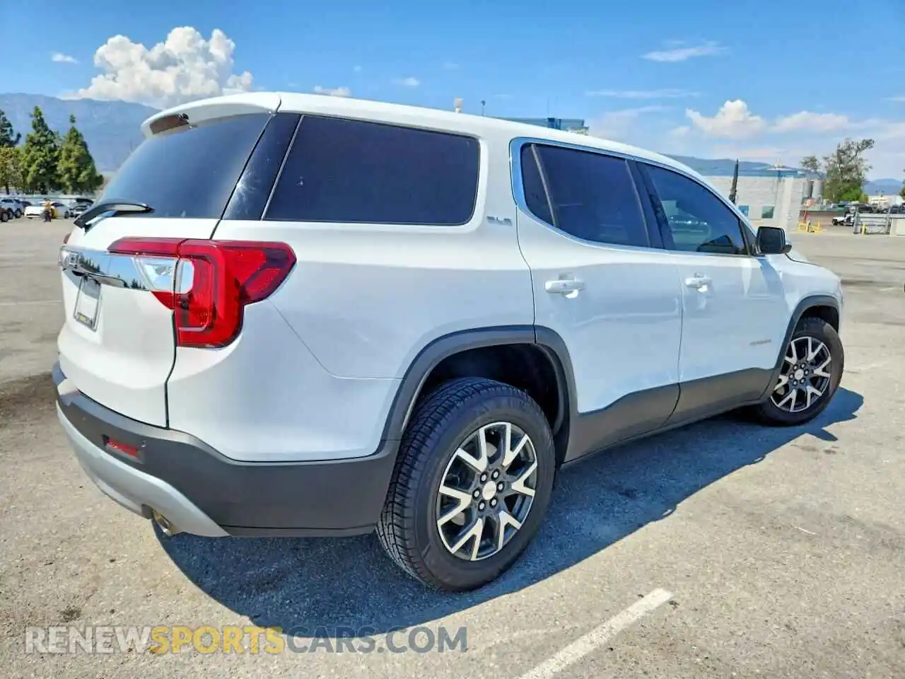 3 fotografías del automóvil dañado 1GKKNKLA4MZ170717 GMC ACADIA 2021