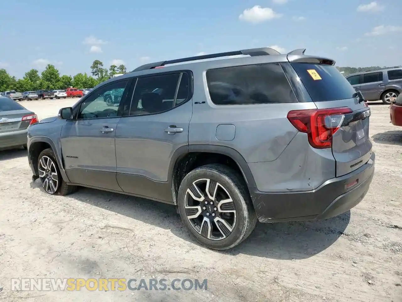 2 Photograph of a damaged car 1GKKNKLA5MZ156423 GMC ACADIA 2021