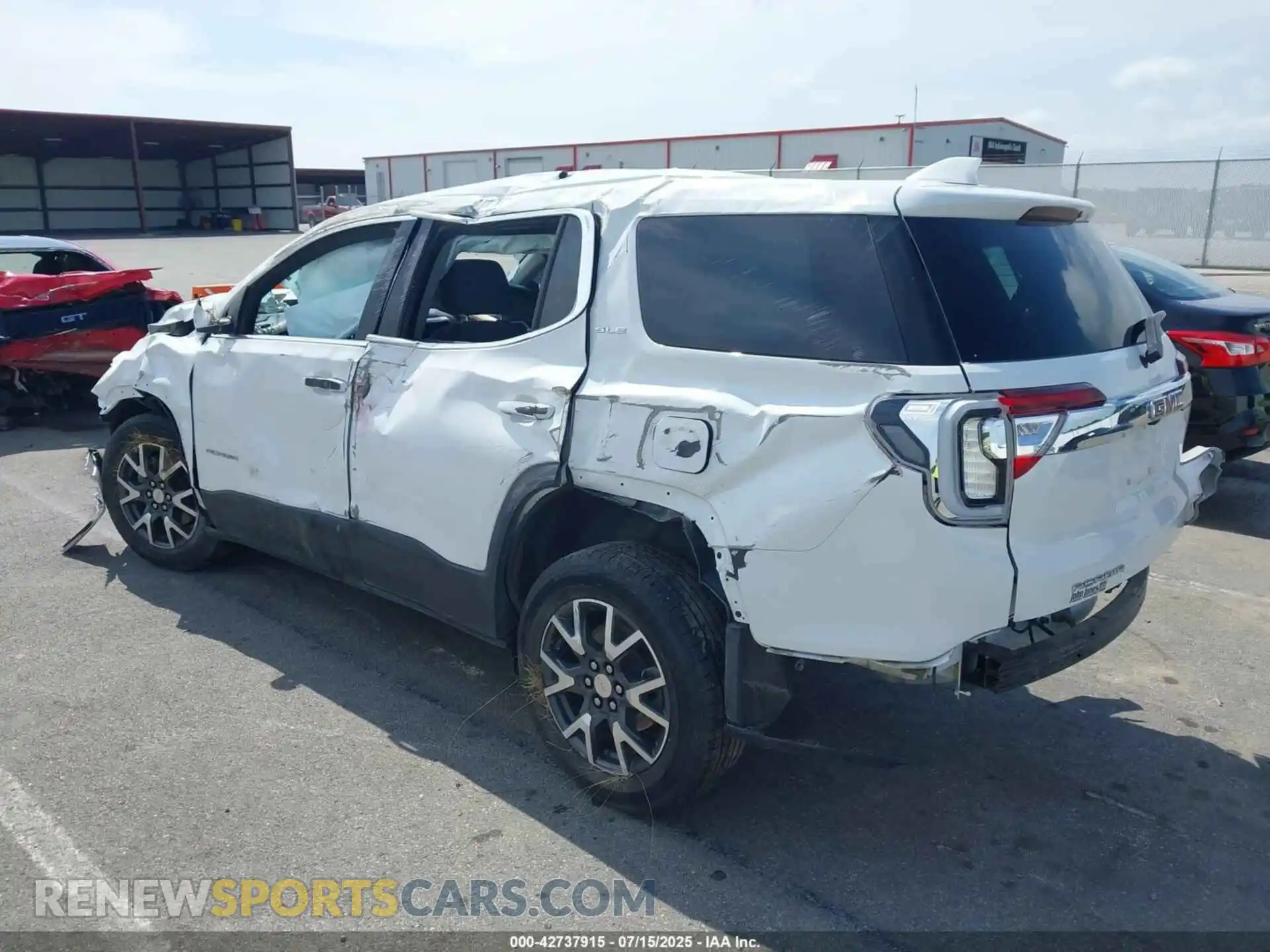 3 fotografías del automóvil dañado 1GKKNKLA5MZ168751 GMC ACADIA 2021