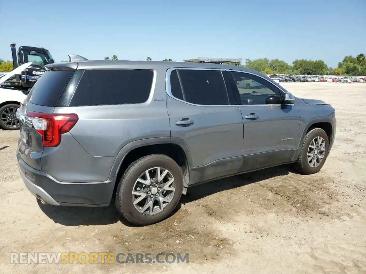 3 Photograph of a damaged car 1GKKNKLA6MZ176857 GMC ACADIA 2021